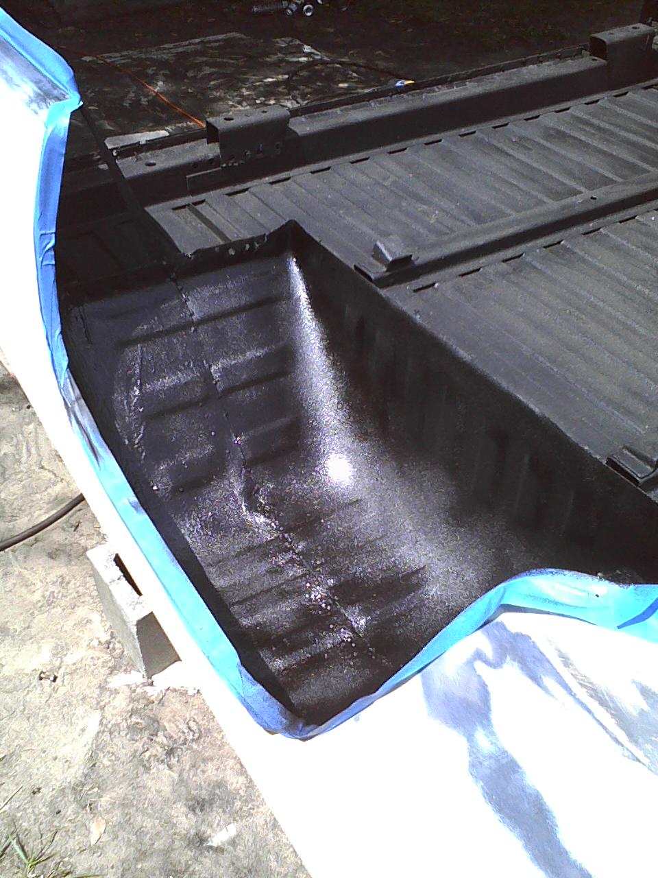 Attached picture tubs under coat # 1.jpg